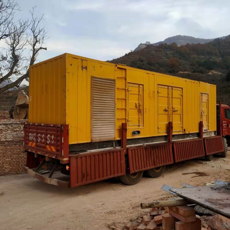 石河子乡200kW 发电机组在带电阻性负载时，输出功率会受到哪些因素的影响？